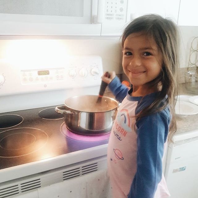 Julia's making breakfast today 🍲🍳🥞 #notwithoutmycoffee