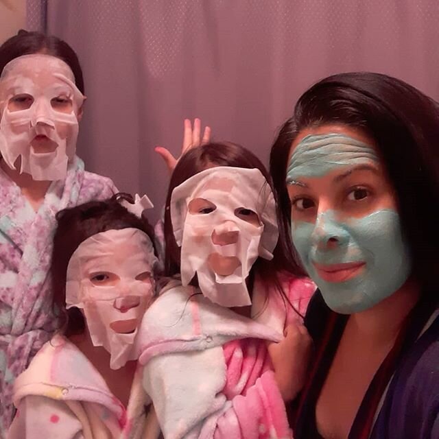 Sunday Spa Day 🧖‍♀️🧖‍♀️🧖‍♀️🧖‍♀️
#tiredasamother